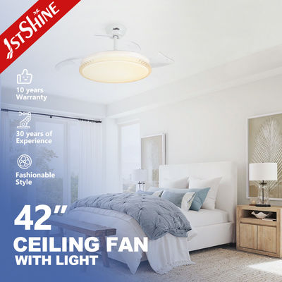 2- Weiße Klappblätter LED-Deckenventilator mit BLDC-Motor und zurückziehbaren Blades