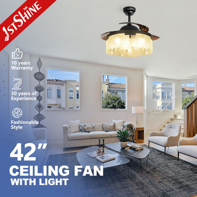 230V Midcentury Design Warm Lighting Deckenventilator mit versteckten Klingen und Fernbedienung