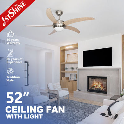 Gleichstrommotor 5 MDF-Klingen 6 Geschwindigkeit Fernbedienung 220 Volt Deckenventilator mit Lichtern 1stshine