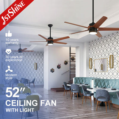 10-Jahres-Motor 52-Zoll 5-Blade LED-Deckenventilator mit 3-Farb-Beleuchtung und ABS-Blades