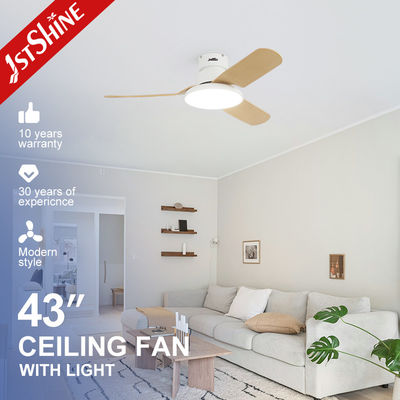 LED-Deckenventilator im nordischen Stil mit 3 Klingen und 6000k Farbtemperatur