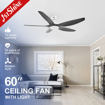 Innenraum 60-Zoll LED-Deckenventilator mit 5 ABS-Plastikblättern und Energieeffizienz