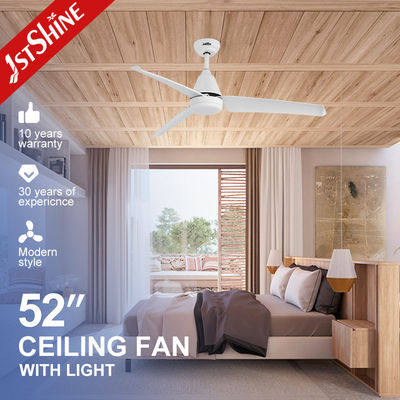 REACH-zertifizierter 52 Zoll Deckenventilator mit Fernbedienung und LED-Beleuchtung in weißer Farbe