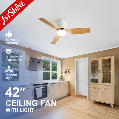 LED-Deckenventilator für modernes nordisches 42-Zoll-Flush-Mount Design