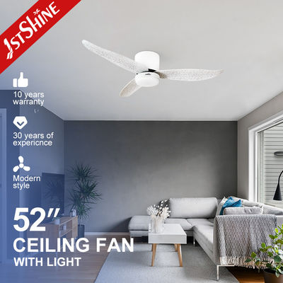 52 Zoll LED-Deckenventilator mit reibungslosem Betrieb und Flush-Design