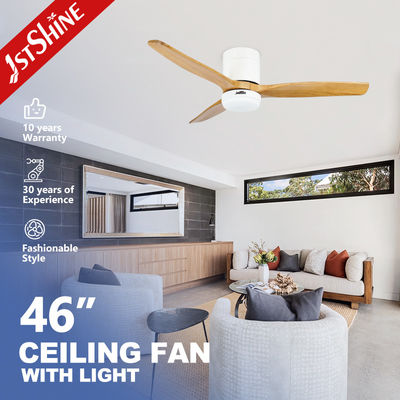 Flush Mount Deckenventilator mit Lichtern und Fernbedienung 5 Geschwindigkeitswahl Metalllampenkörper