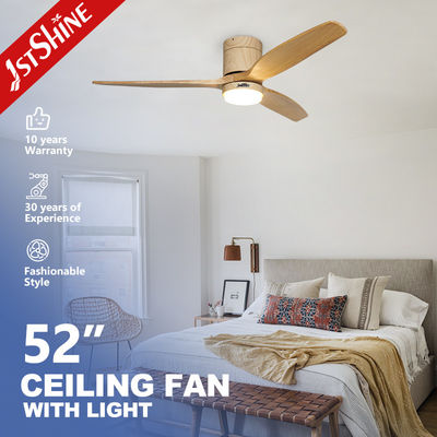 52 Zoll hohe Geschwindigkeit Holzdeckenventilator mit Licht und 110-240V/50Hz-60Hz Eingangsspannung