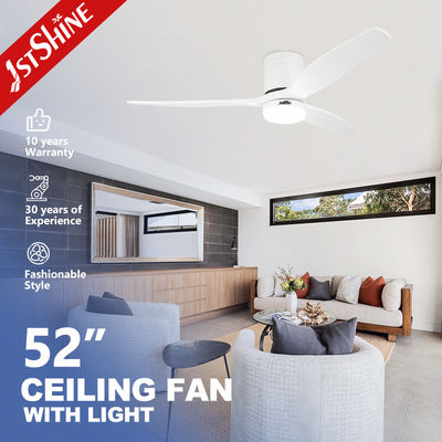 5-Geschwindigkeits-LED-Deckenventilator mit Metall-Lampenkörpermaterial und Modeweißem Holzblatt
