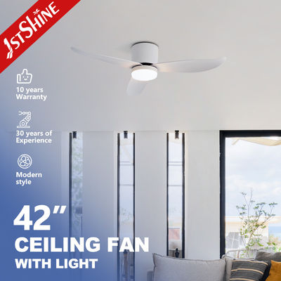 Flush Mount Design 2-in-1 Deckenventilator Optionales LED-Licht für 220V Spannung und ABS Blade